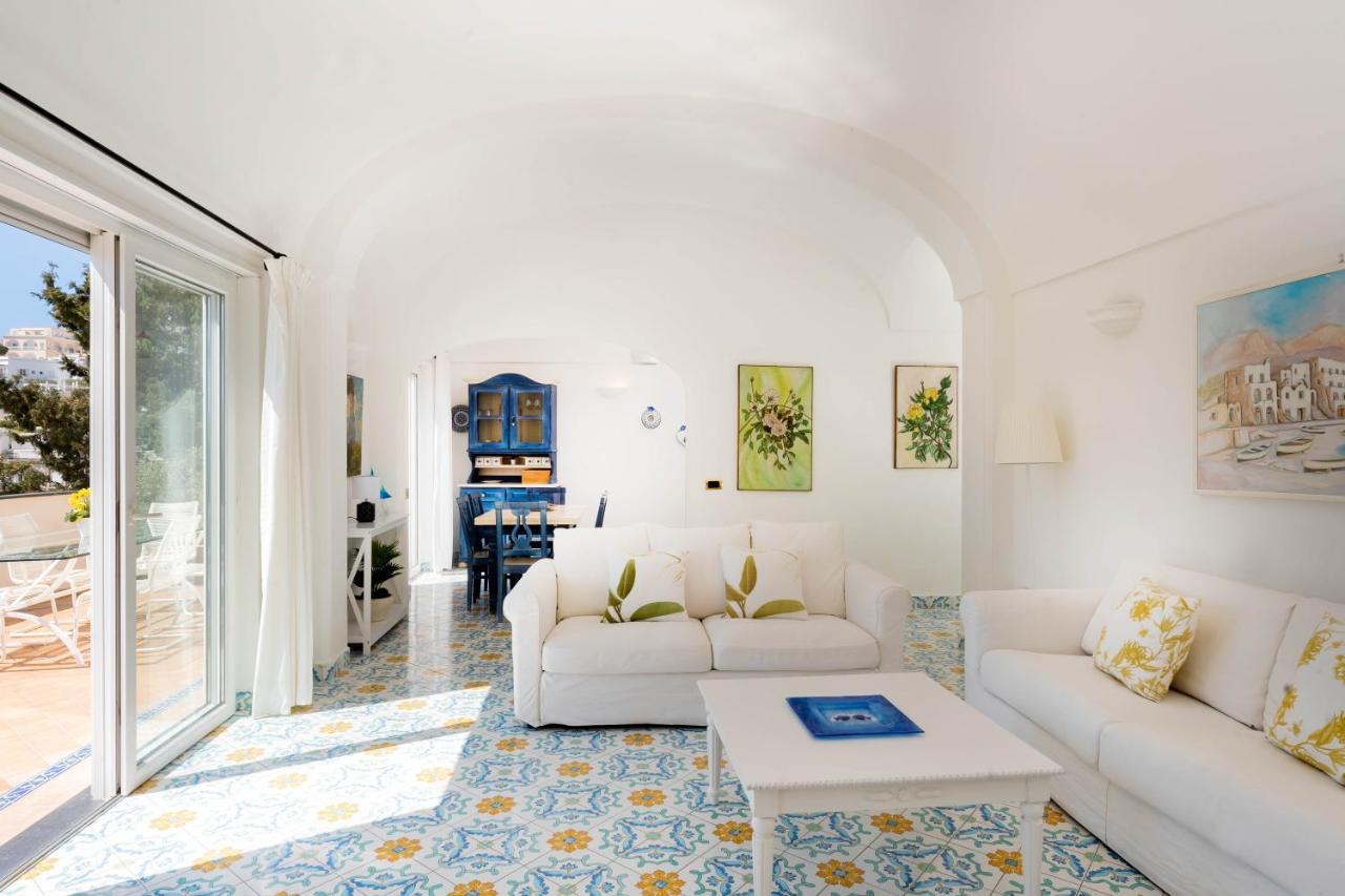 Oliveto Capri Apartments Bagian luar foto