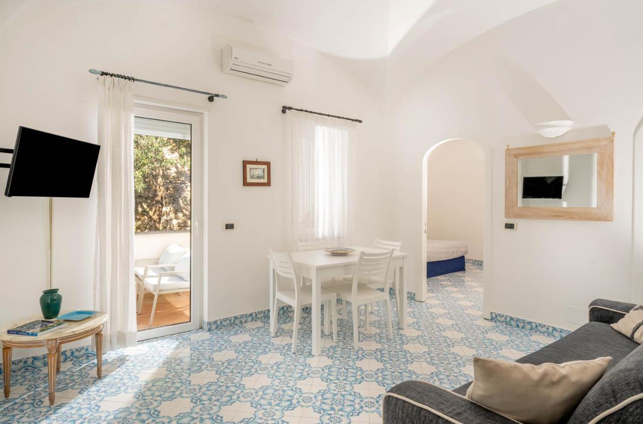 Oliveto Capri Apartments Bagian luar foto