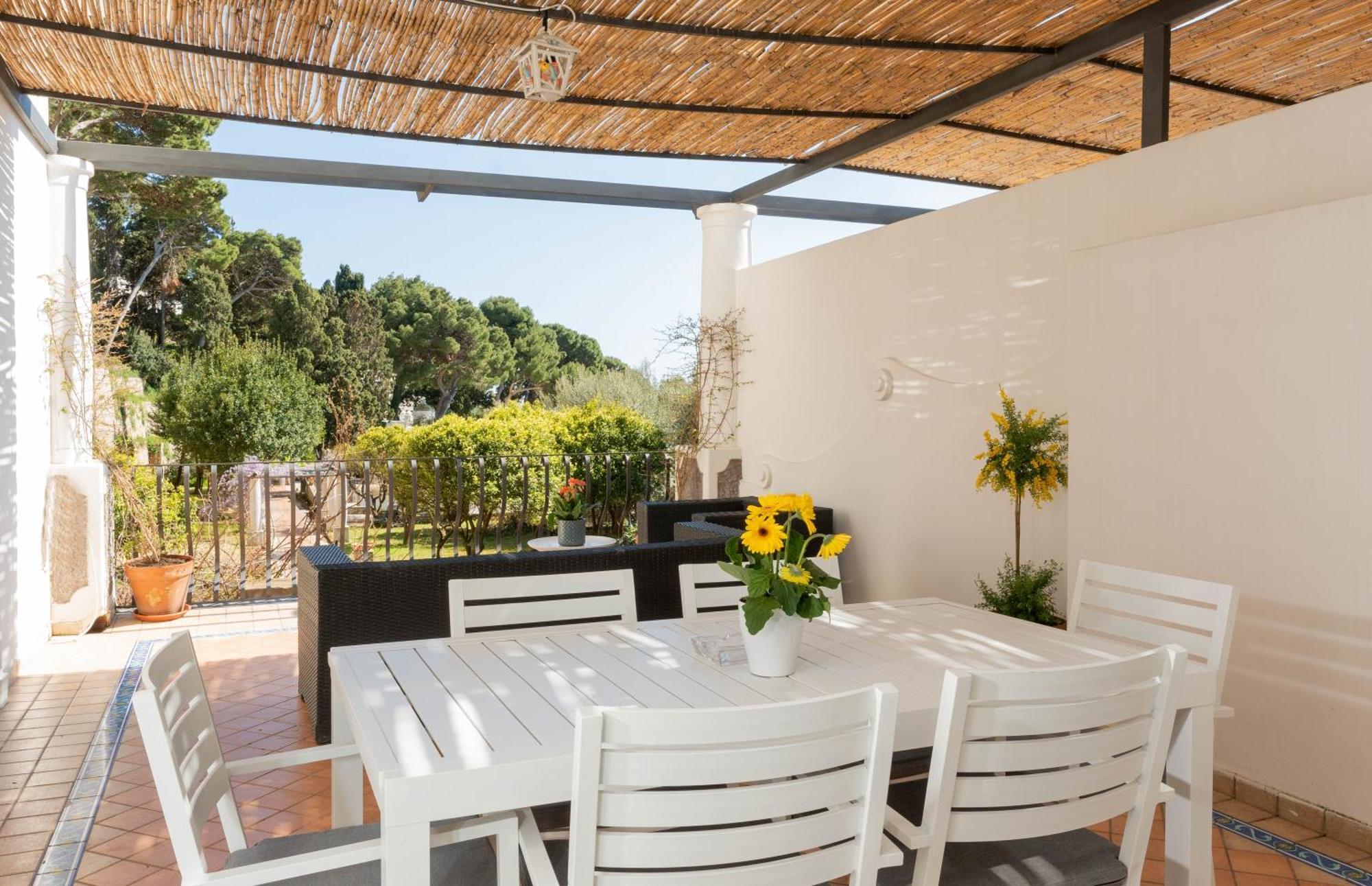 Oliveto Capri Apartments Bagian luar foto
